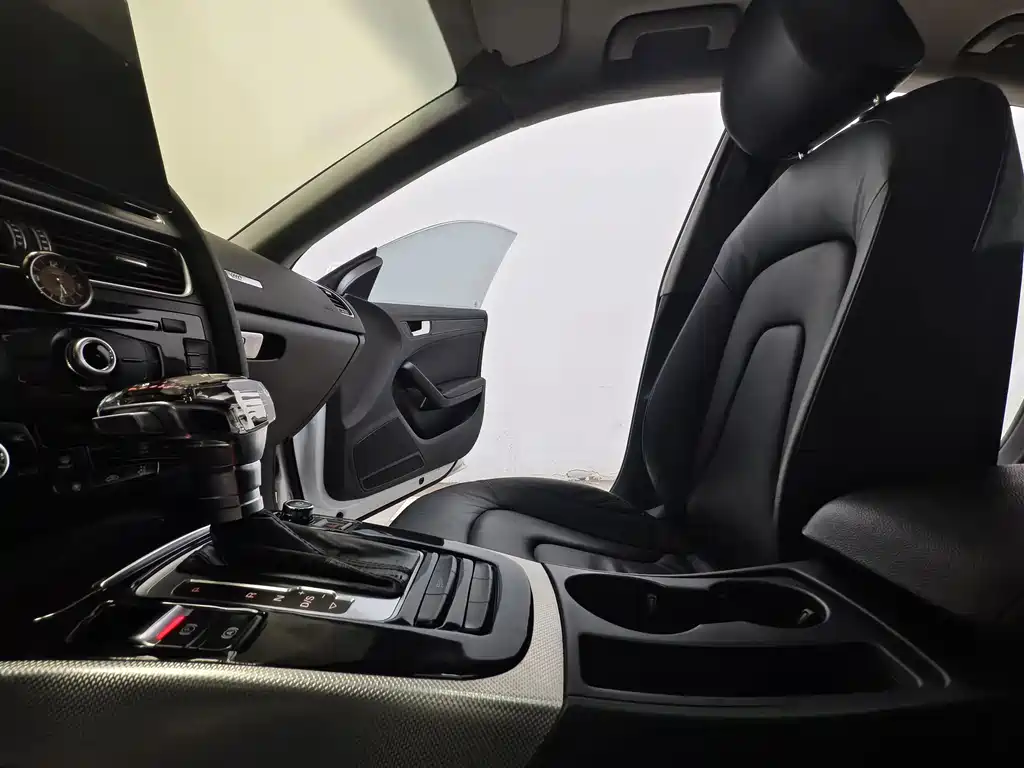 Audi A5 (Import) — миниатюра 12