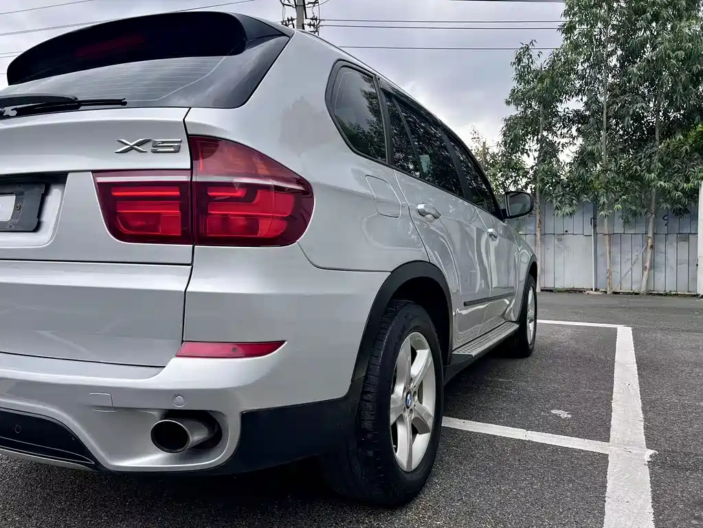 BMW X5 (Import) — миниатюра 8