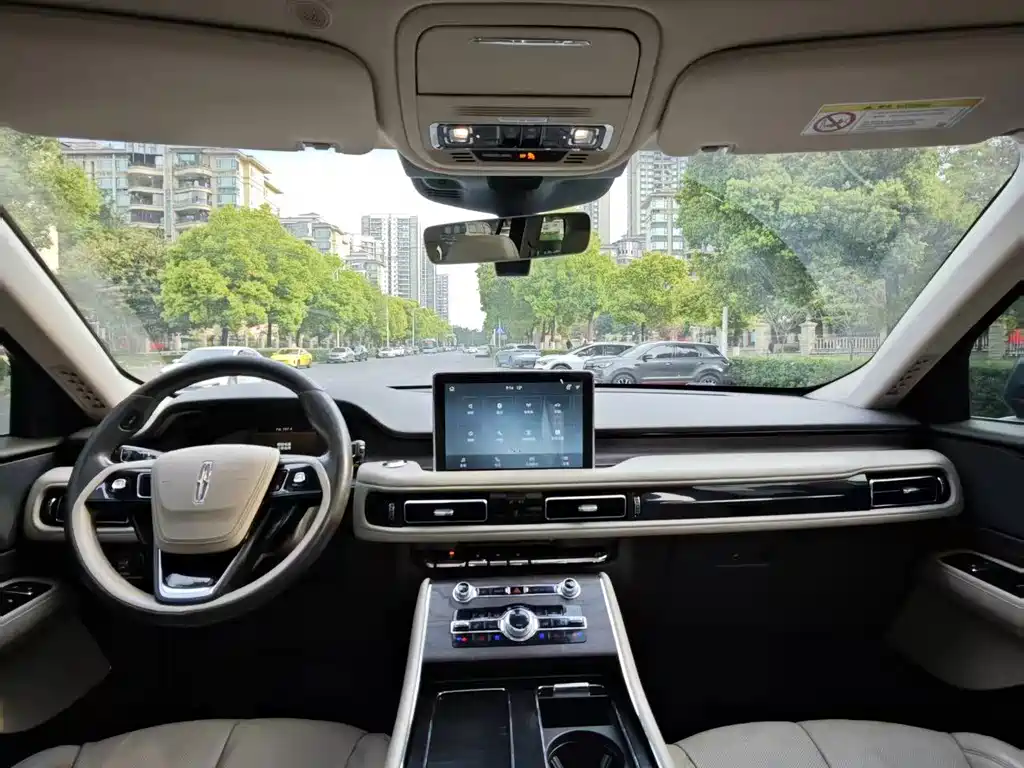 Lincoln Aviator — миниатюра 5
