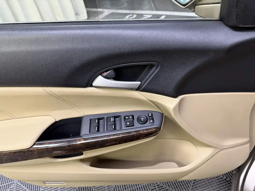 Honda Accord — миниатюра 32