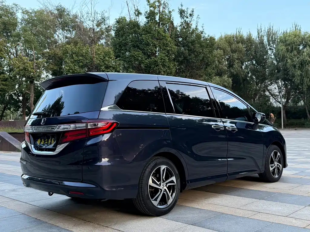 Honda Odyssey — миниатюра 7