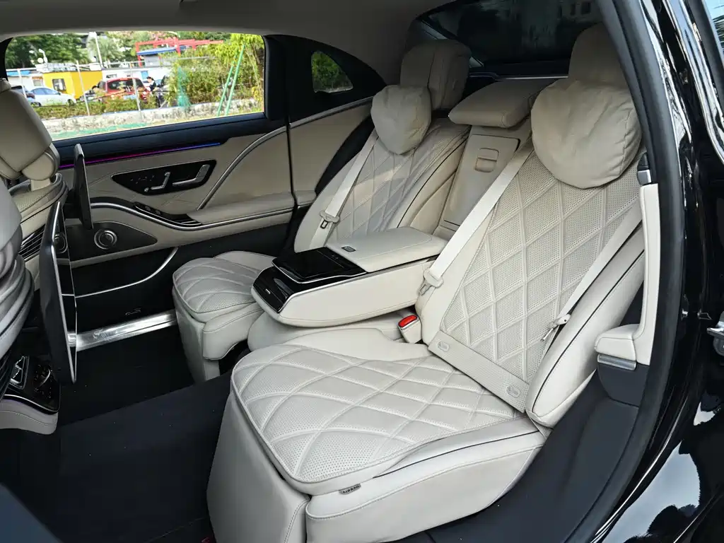 Mercedes-Benz S-Class — миниатюра 9