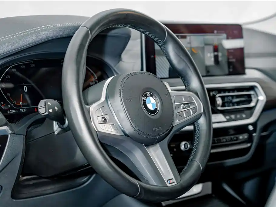 BMW X3 — миниатюра 9