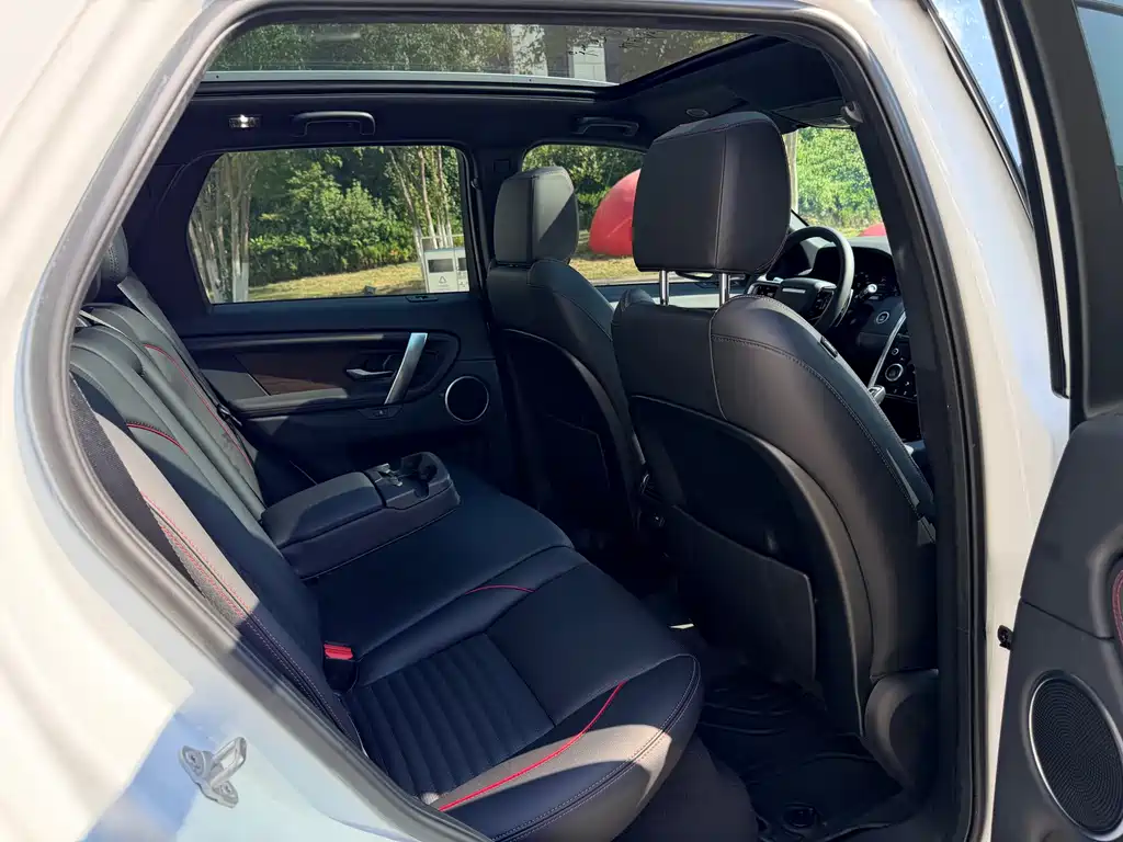 Land Rover Discovery Sport — миниатюра 16