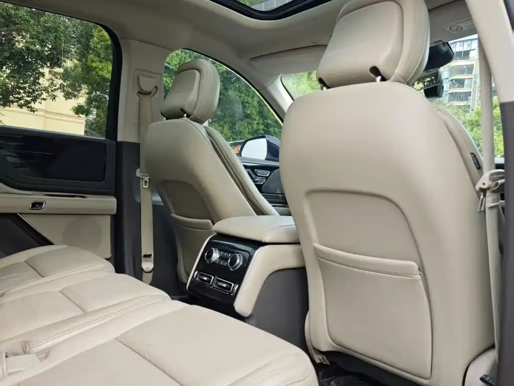 Lincoln Aviator — миниатюра 9