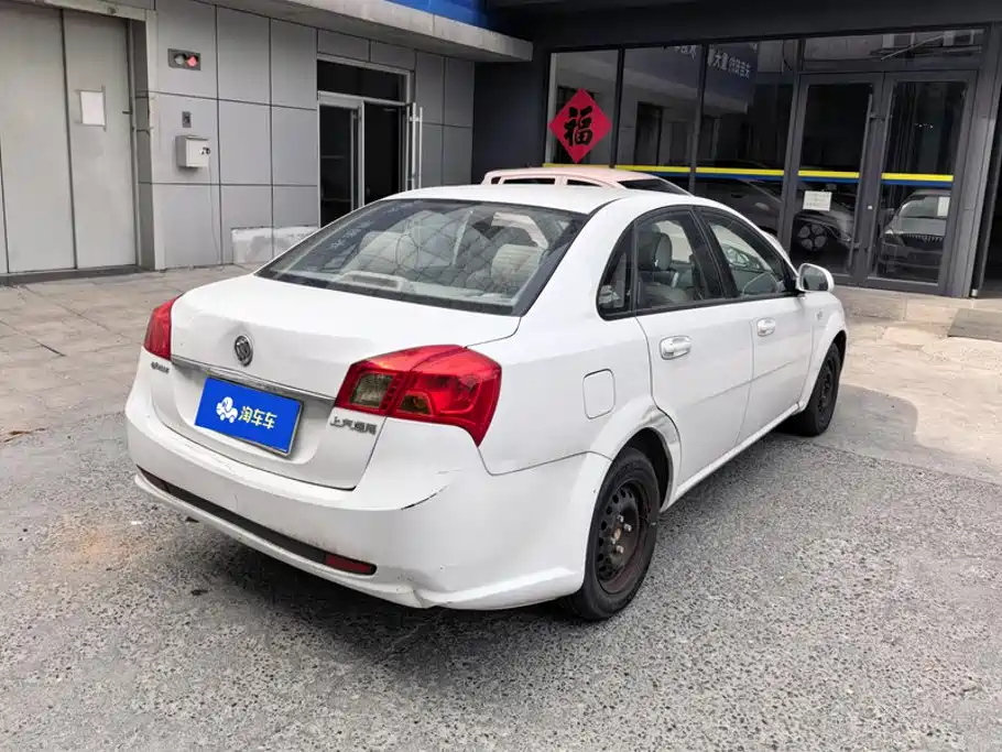 Buick Excelle — миниатюра 3