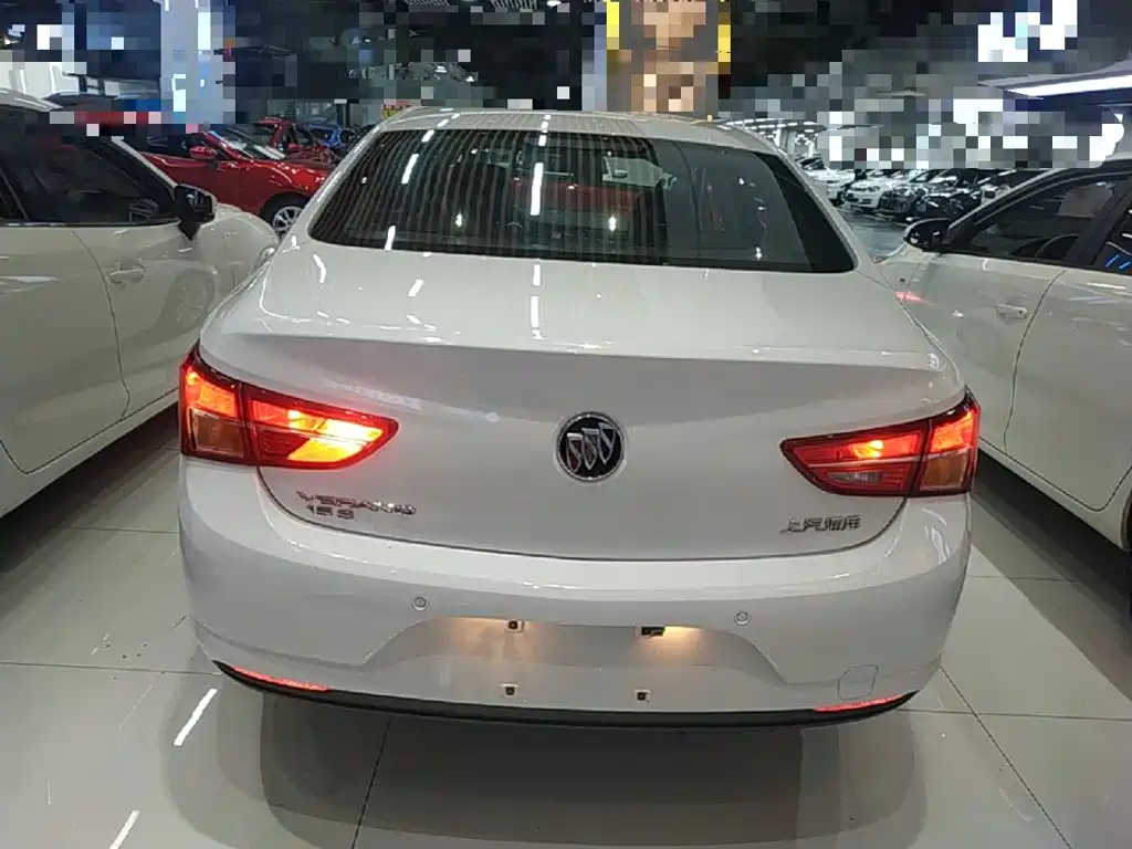 Buick Verano — миниатюра 6