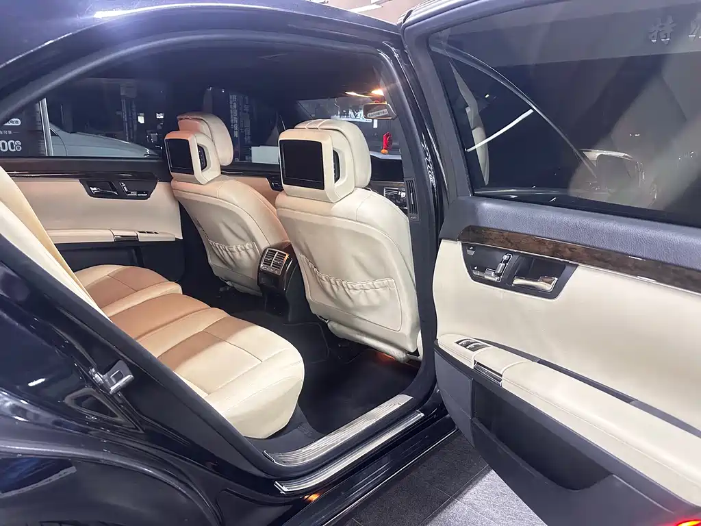 Mercedes-Benz S-Class S 2010 S 300 L