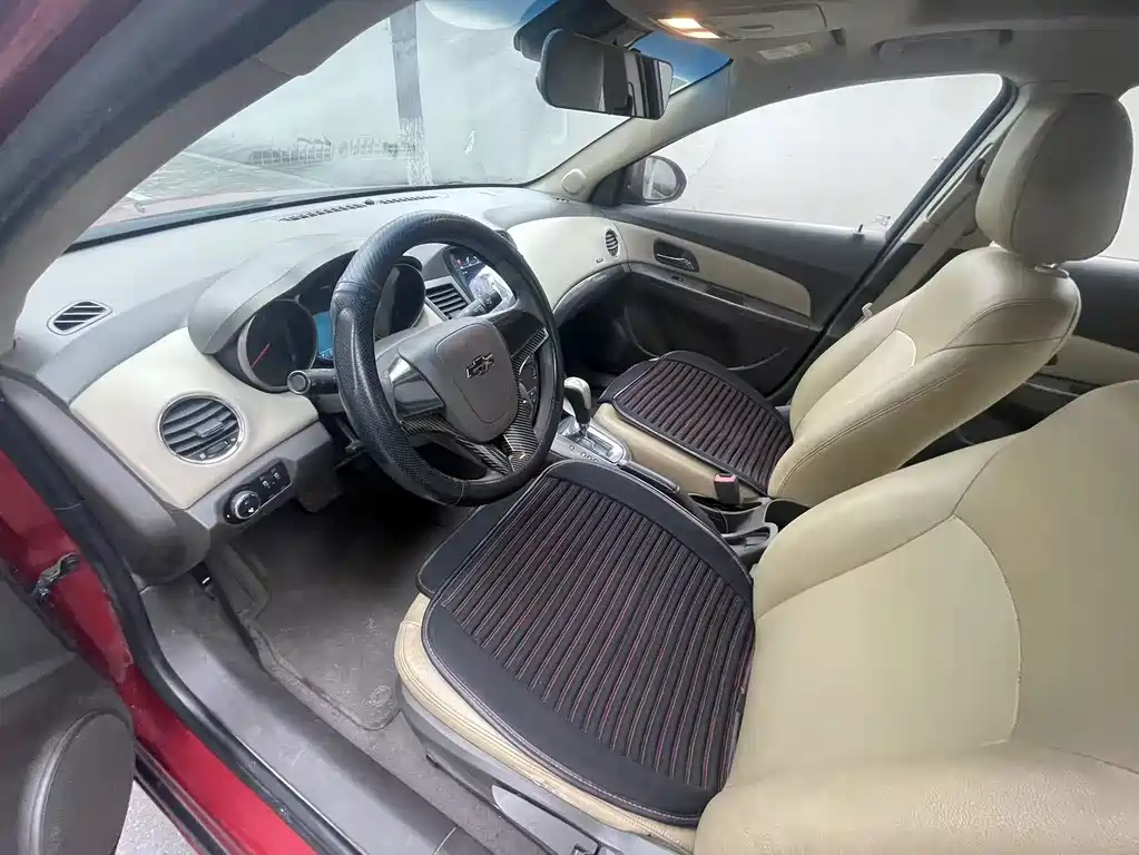 Chevrolet Cruze — миниатюра 16