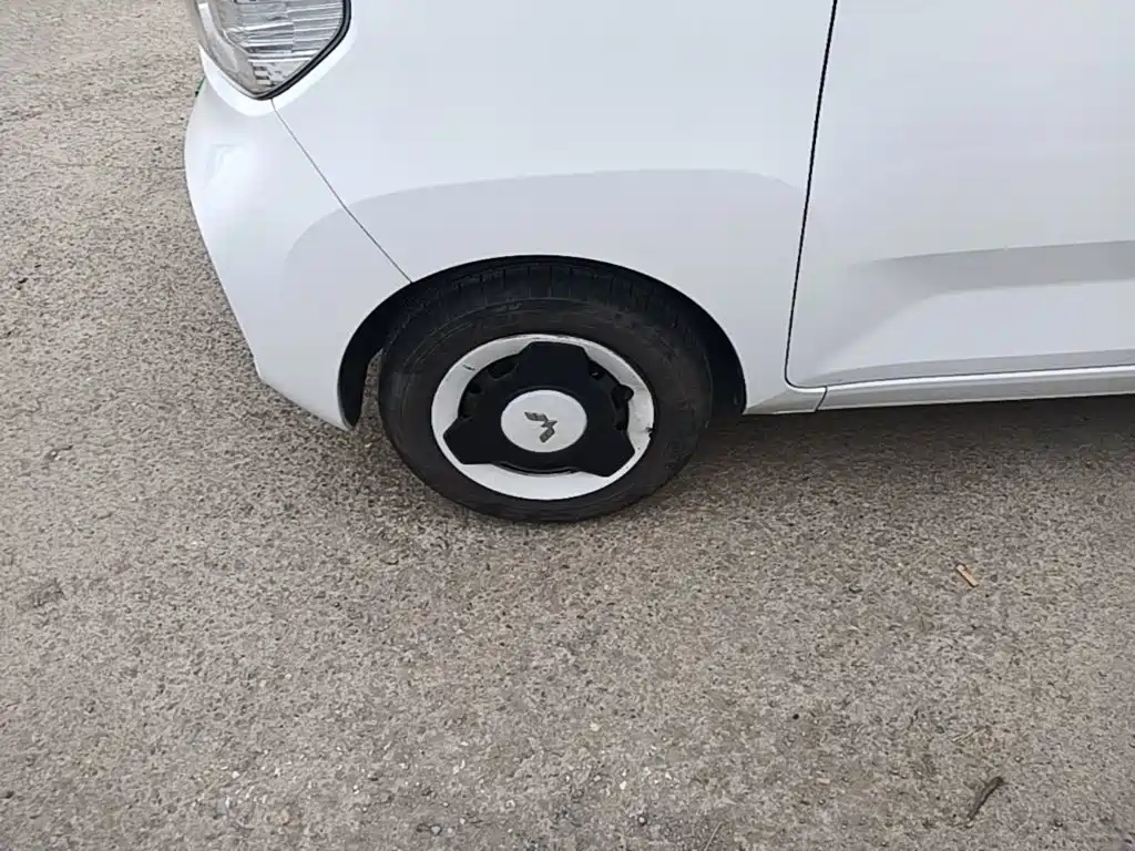 Wuling MINIEV — миниатюра 23