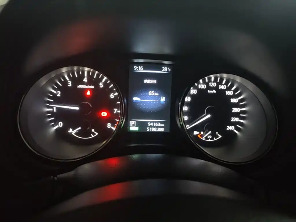 Nissan Qashqai — миниатюра 12
