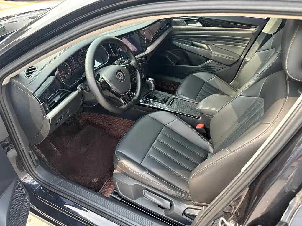 Volkswagen Passat — миниатюра 4