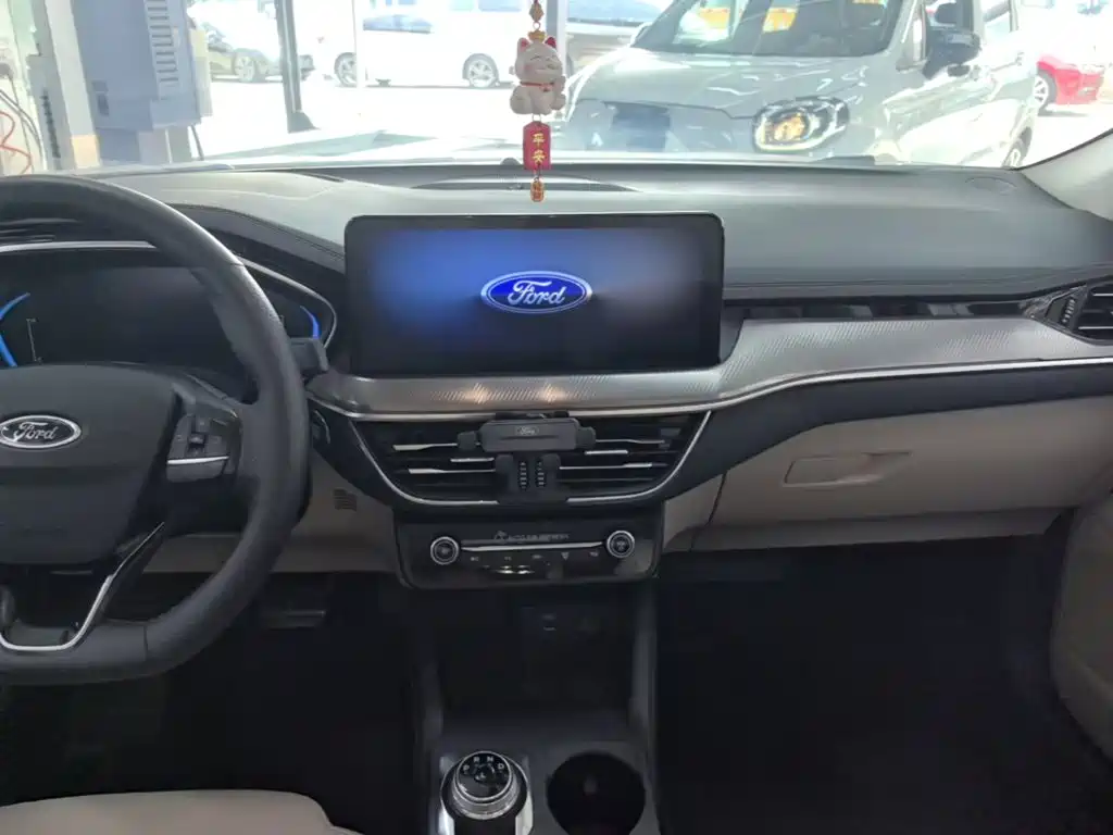 Ford Focus — миниатюра 13