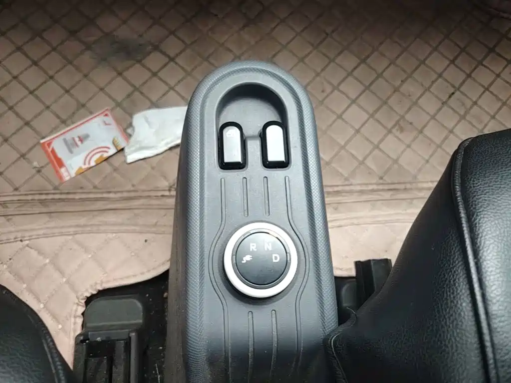 Wuling MINIEV — миниатюра 14