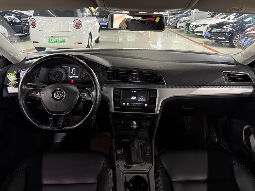 Volkswagen Lamando — миниатюра 6