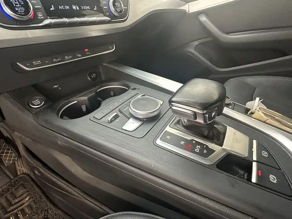 Audi A4L — миниатюра 9