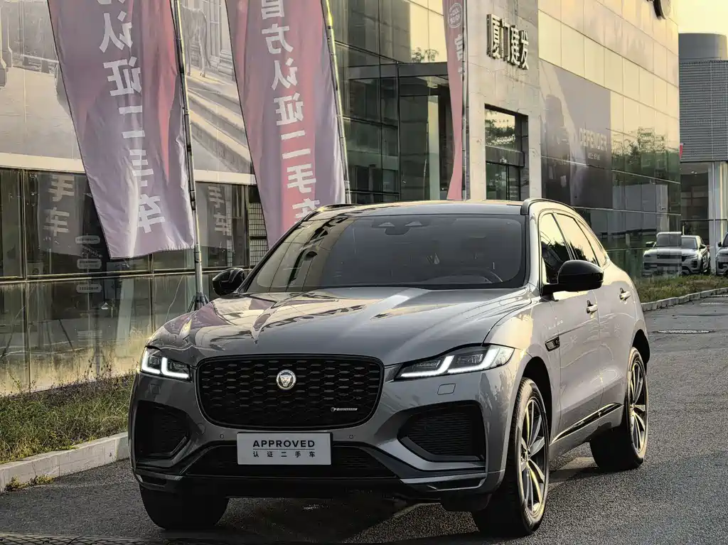 JAGUAR  F PACE