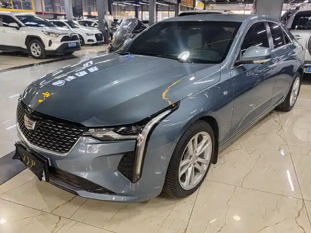 CADILLAC CT4 2023