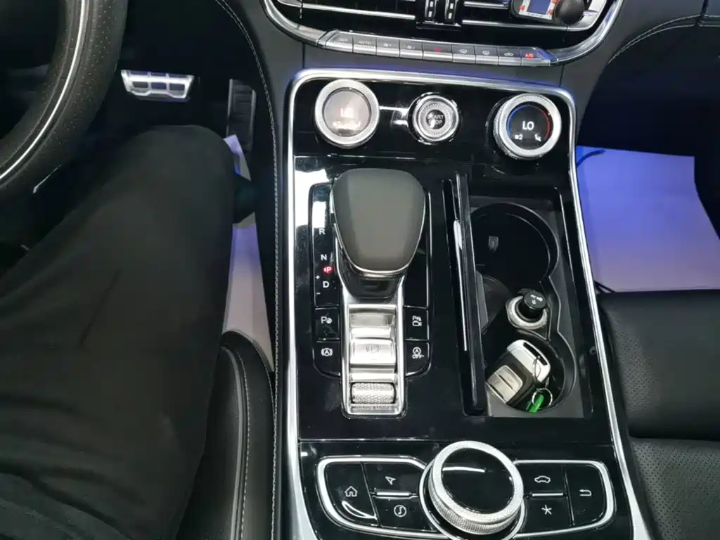 Hongqi Hongqi H9 — миниатюра 14