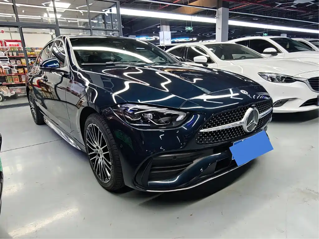 Mercedes-Benz C-Class — миниатюра 3