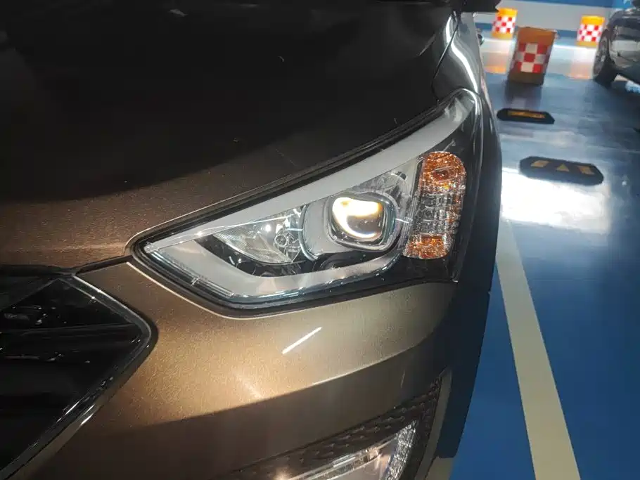 Hyundai Santa Fe — миниатюра 5