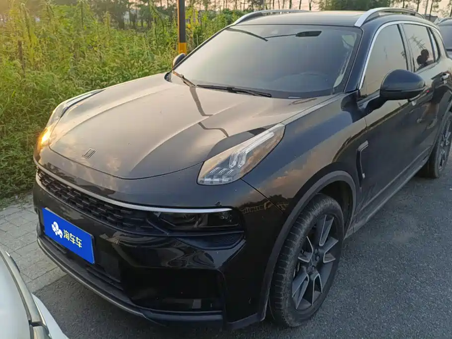 Lynk & Co 01 — миниатюра 2