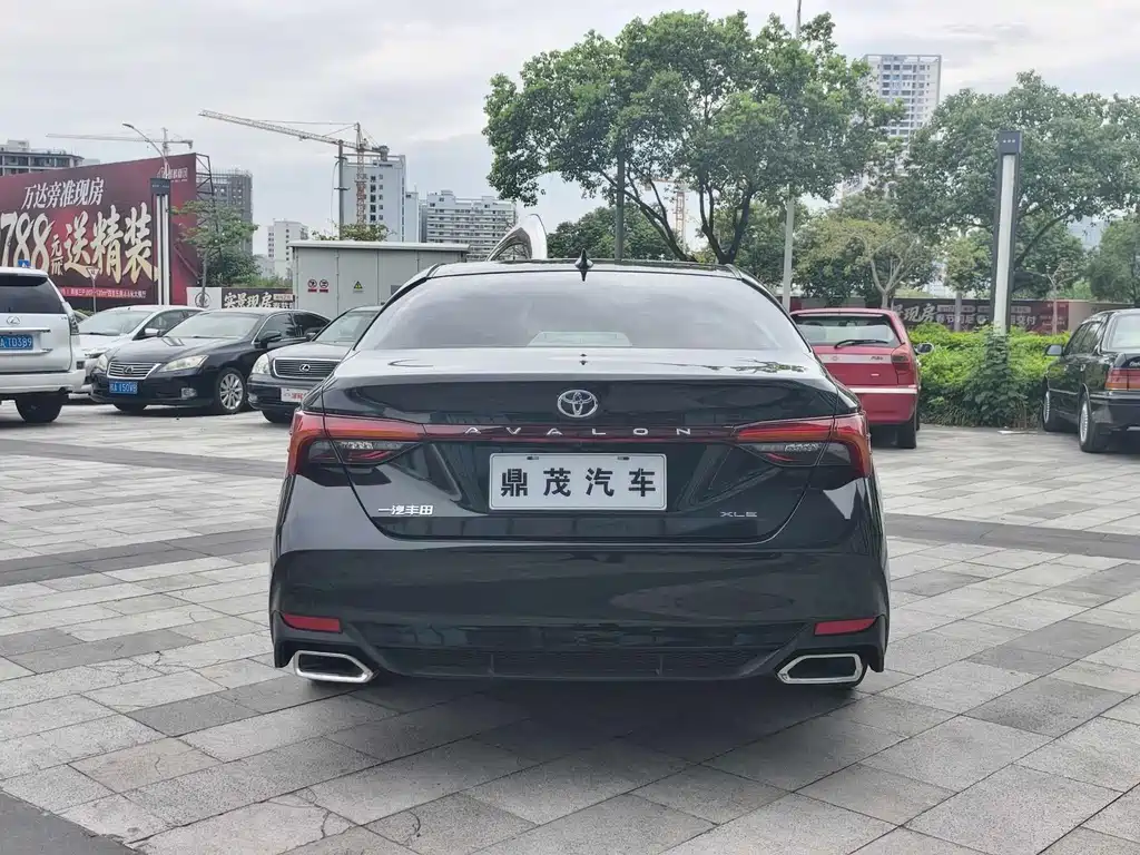 Toyota Avalon — миниатюра 4