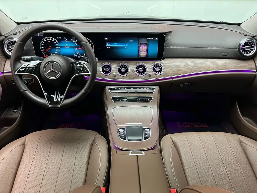 Mercedes-Benz E-Class — миниатюра 12
