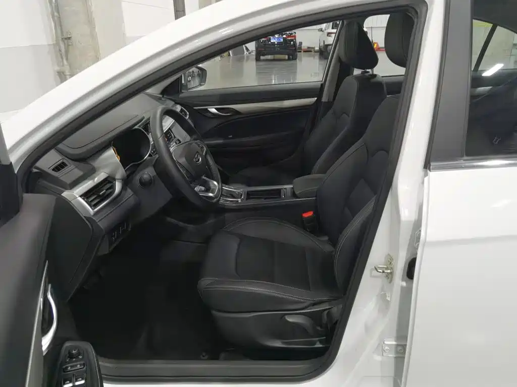 Geely Emgrand — миниатюра 10