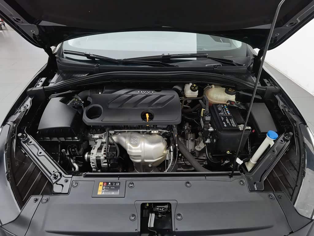 MG MG5 1.5 л 2023 г. Чёрный, пробег 13600 км
