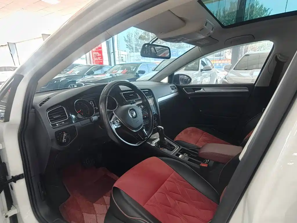 Volkswagen Golf — миниатюра 4