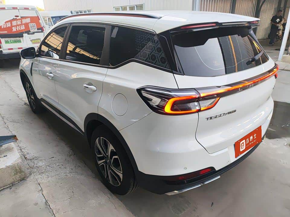 CHERY Tiggo 7 PLUS 1.5 л 2023 г. Белый, пробег 10000 км