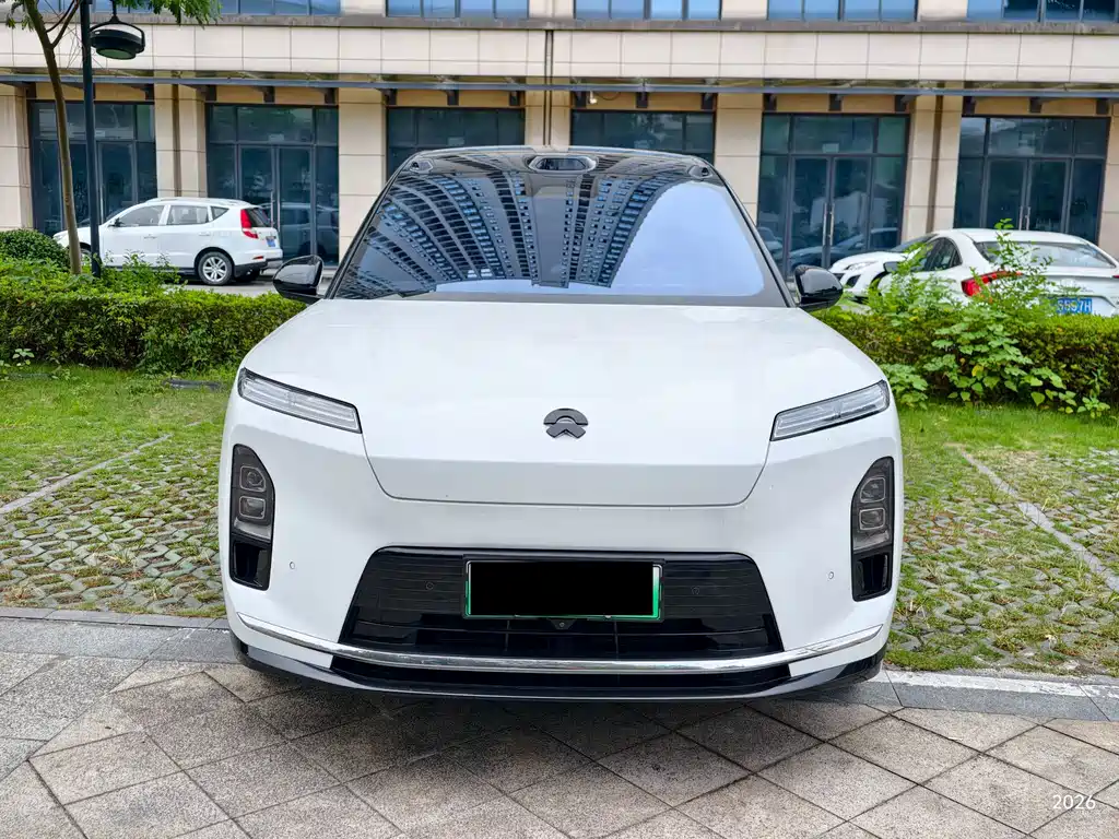 NIO ES8 — миниатюра 2