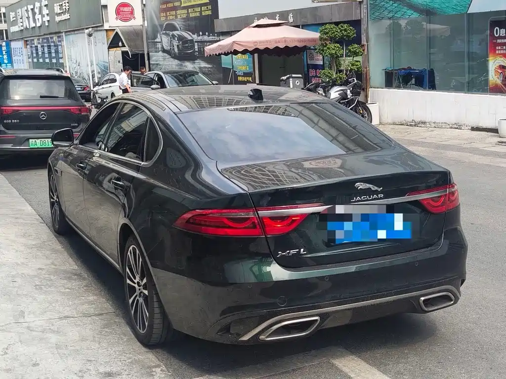 Jaguar XFL — миниатюра 9