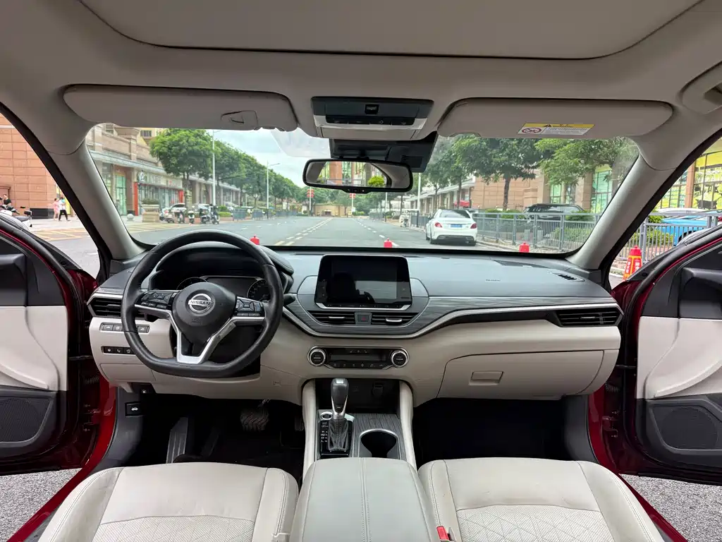 Nissan Teana — миниатюра 7