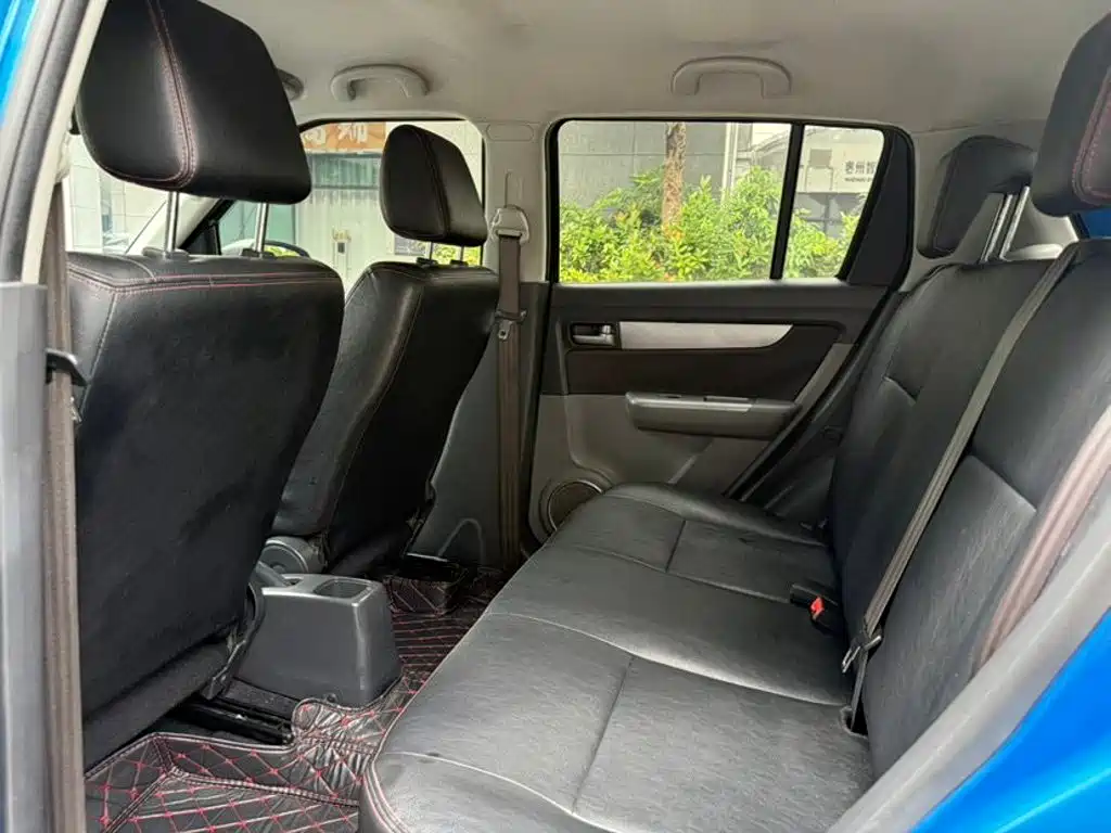 Suzuki Swift — миниатюра 6