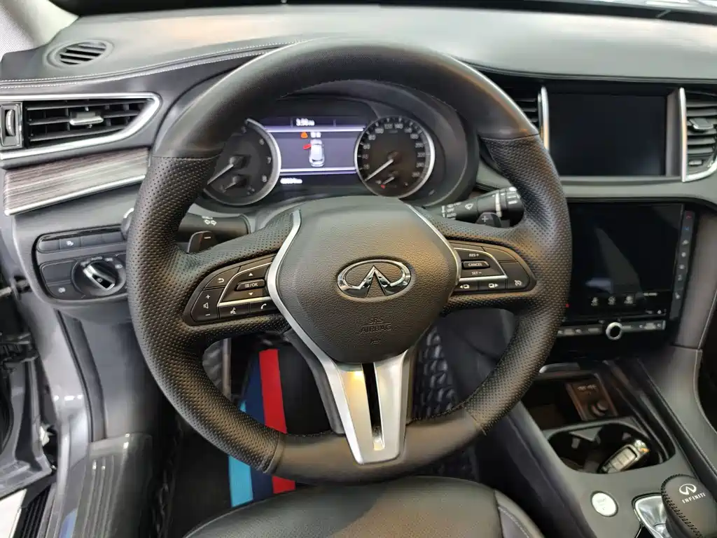 Infiniti QX50 — миниатюра 9