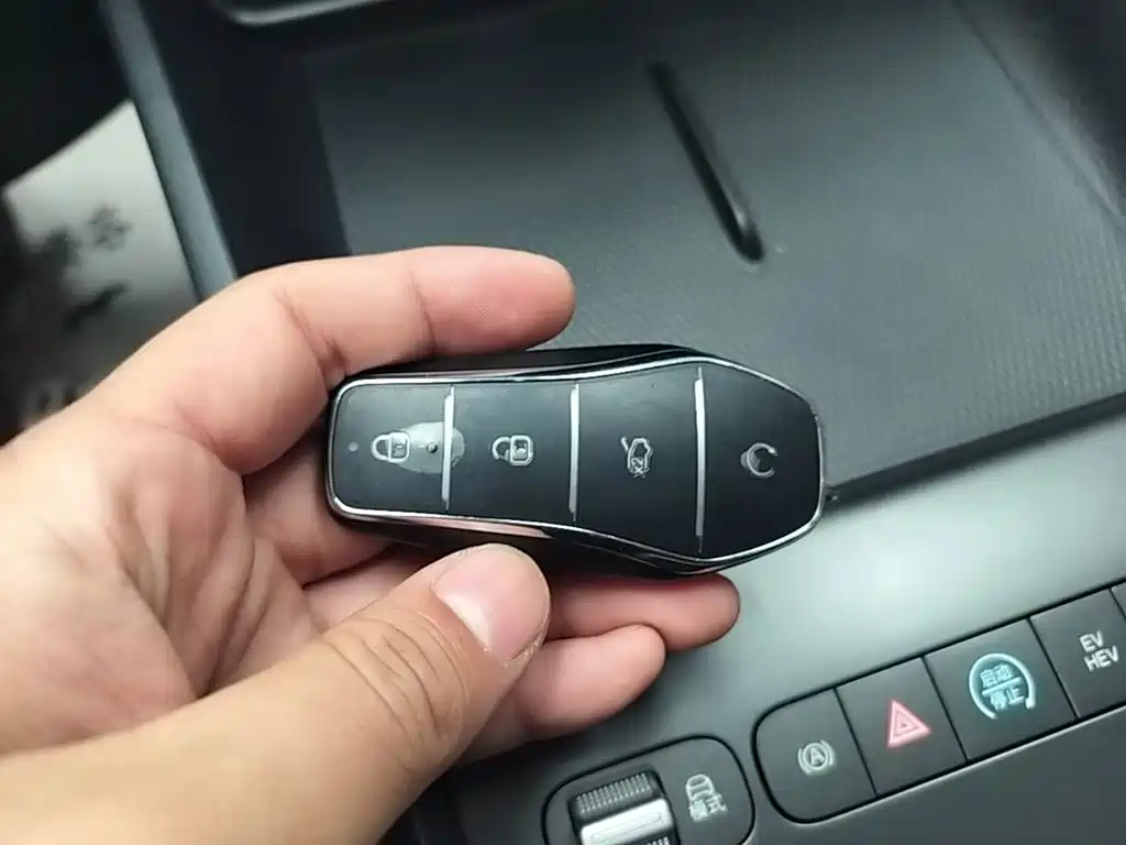 BYD Seal 05 DM-i — миниатюра 9
