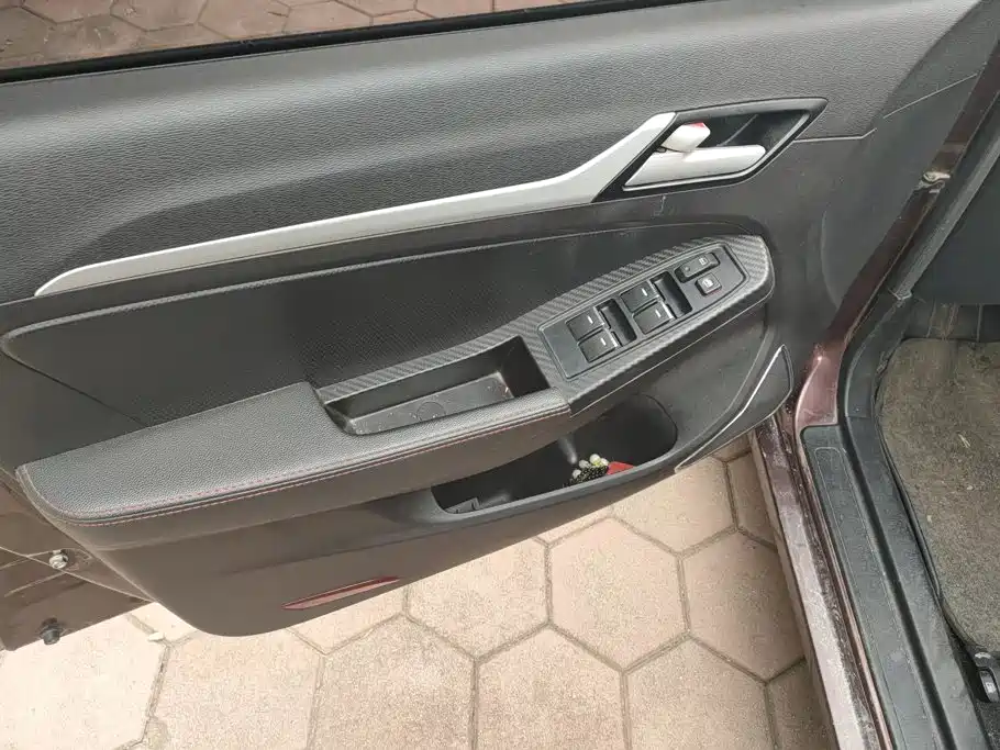 Geely Vision — миниатюра 7