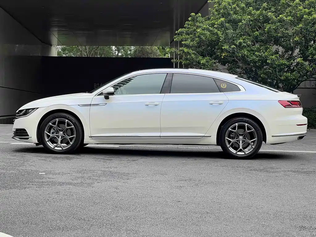 Volkswagen FAW - Passat CC CC 2020 330TSI VI