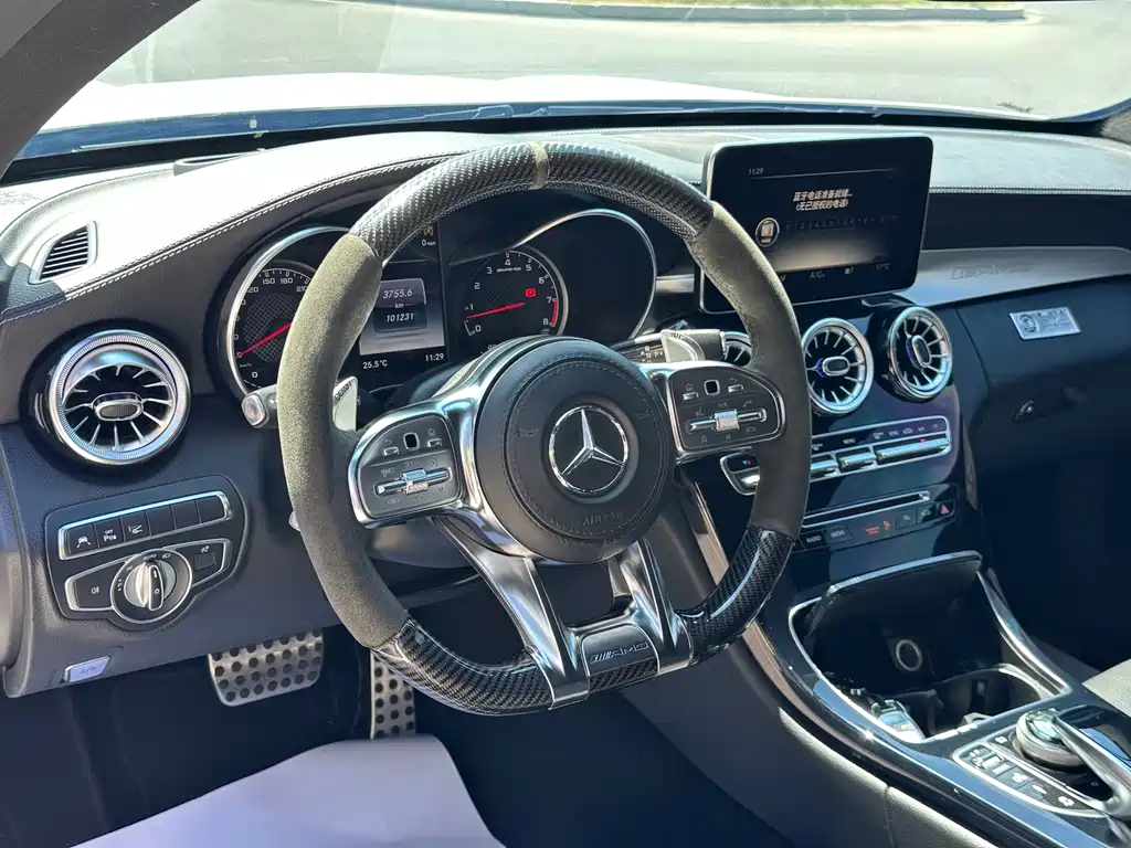 Mercedes-Benz C-Class AMG — миниатюра 11