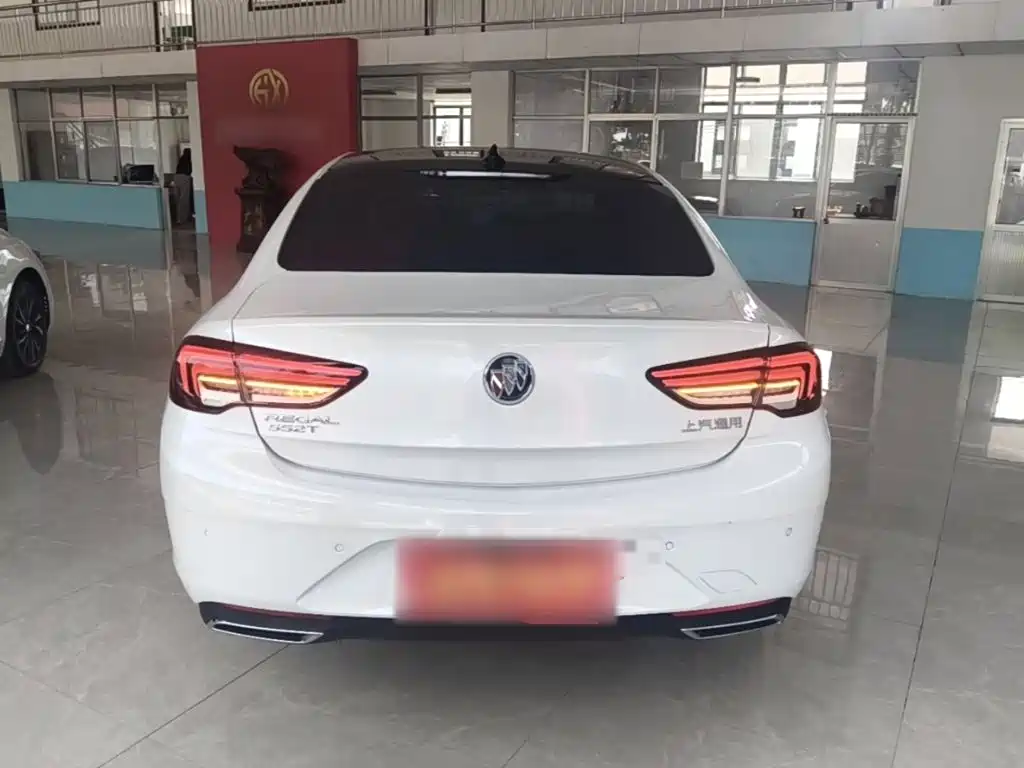 Buick Regal — миниатюра 6