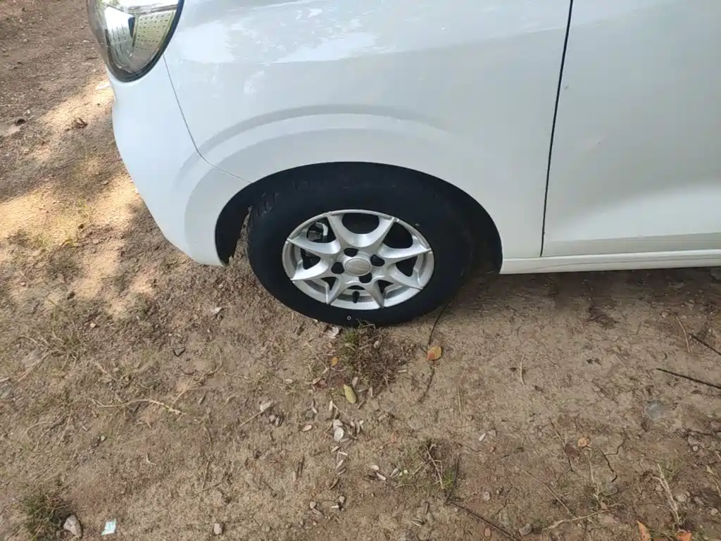 Roewe Clever — миниатюра 23