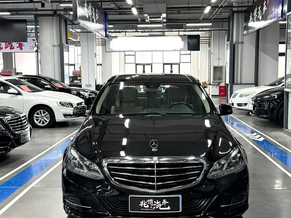 Mercedes-Benz E-Class E 2010 E 300 L Fashion