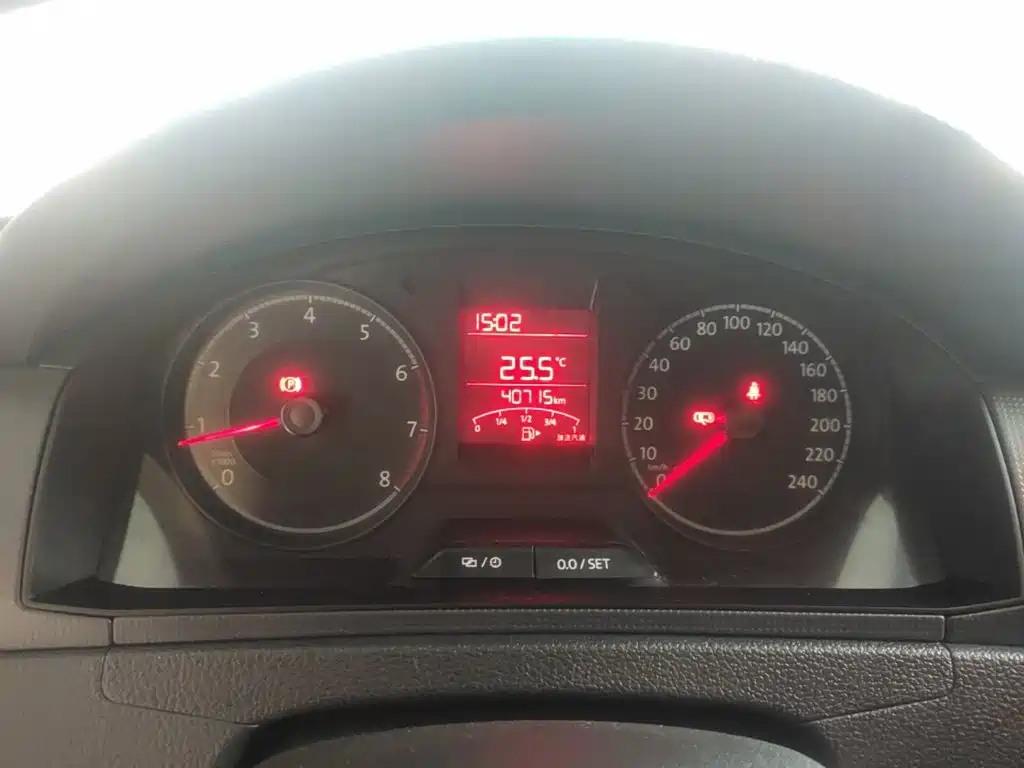 Volkswagen Santana — миниатюра 12