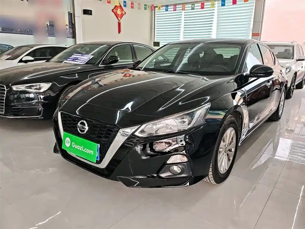 Nissan Teana 2022