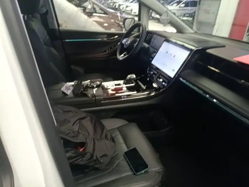 GAC Motor Trumpchi M8 — миниатюра 25