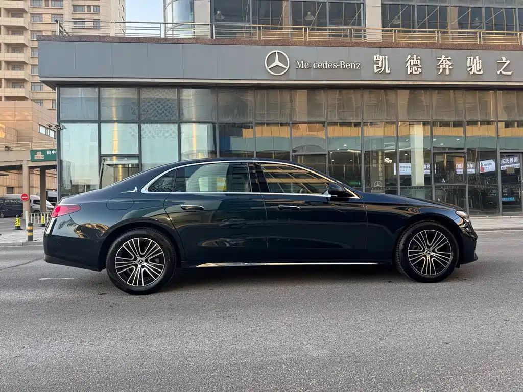Mercedes-Benz E-Class E 2024 E 260 L 4MATIC