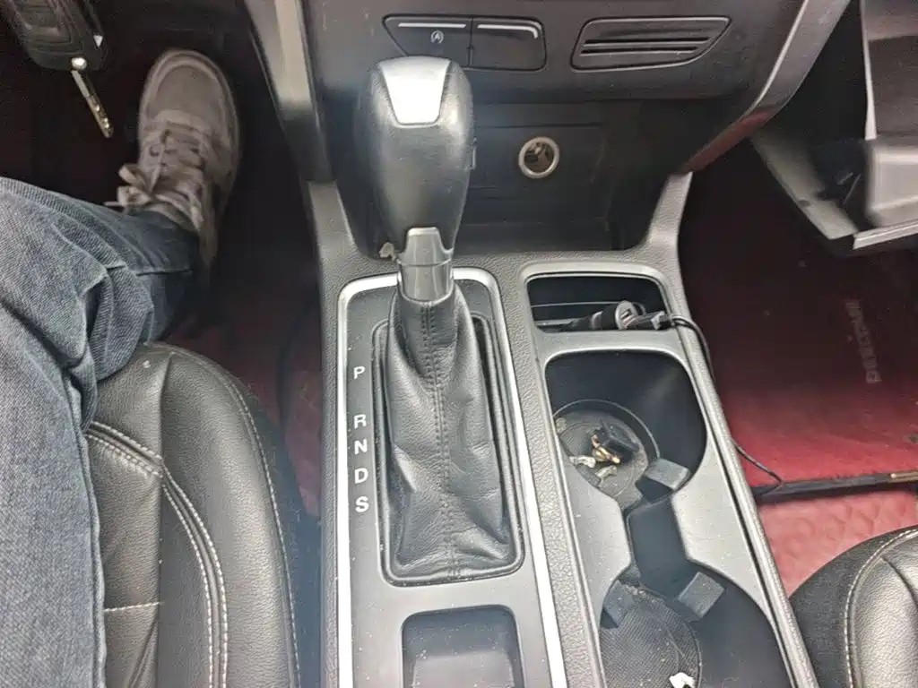 Ford Kuga — миниатюра 14