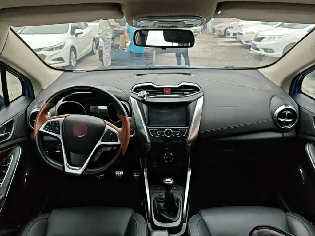 BYD Yuan — миниатюра 10